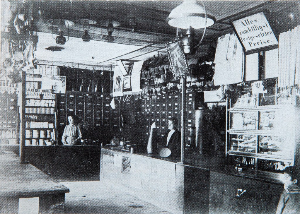 Kaufhaus Wagner, Markt Hartmannsdorf, innen, 1907